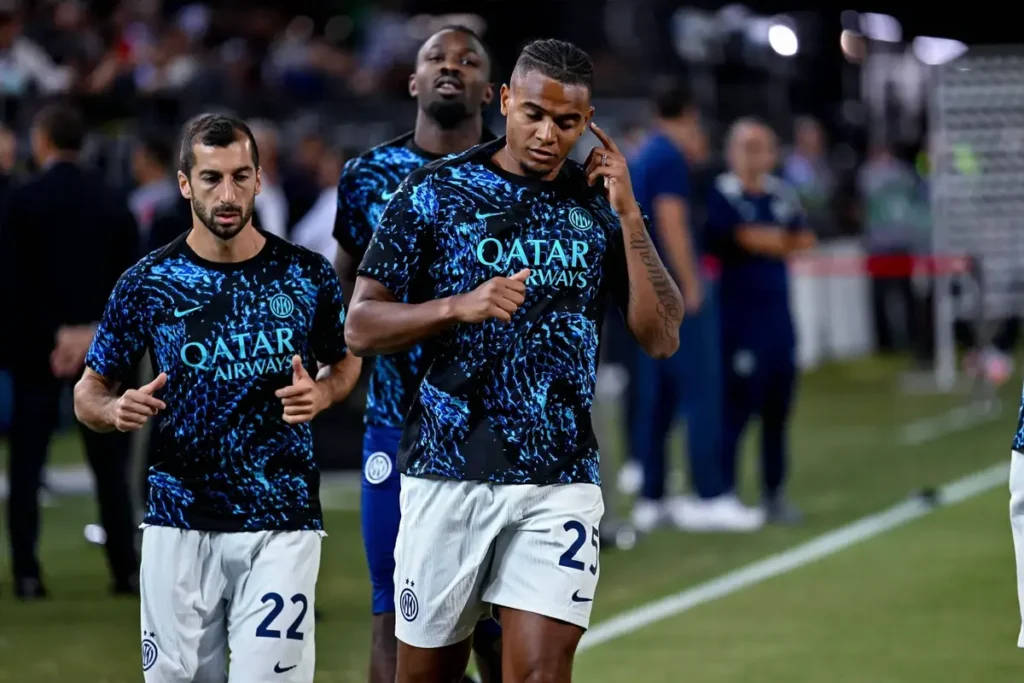 12BET:国米压哨签神将 阿坎吉成防线新定海针