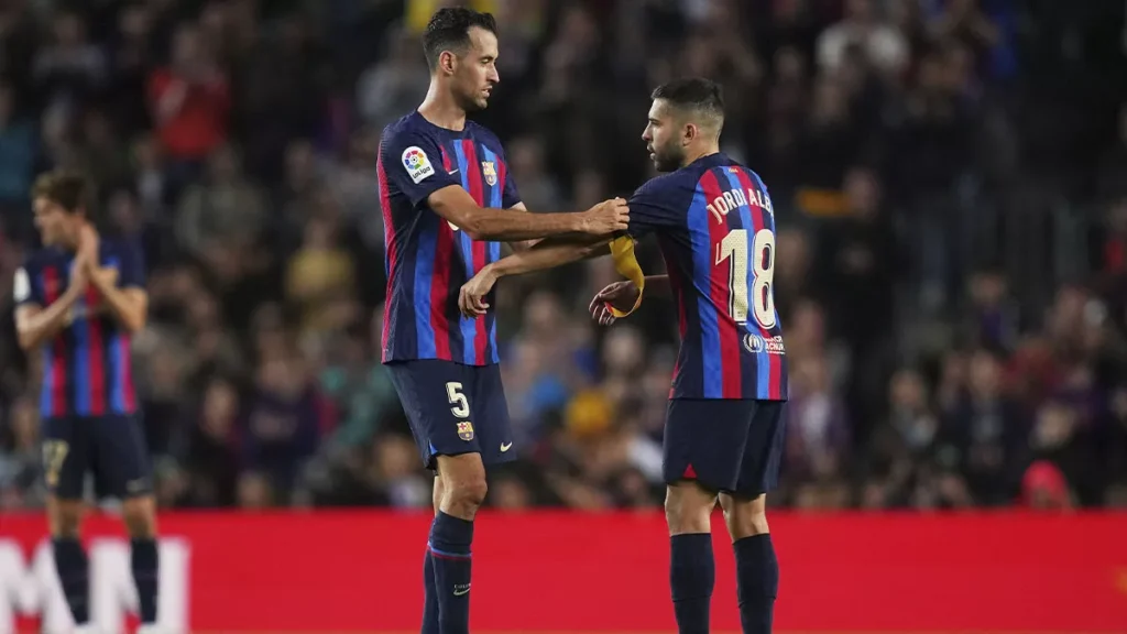 12BET:布斯克茨阿尔巴挂靴梅西或续约继续战斗